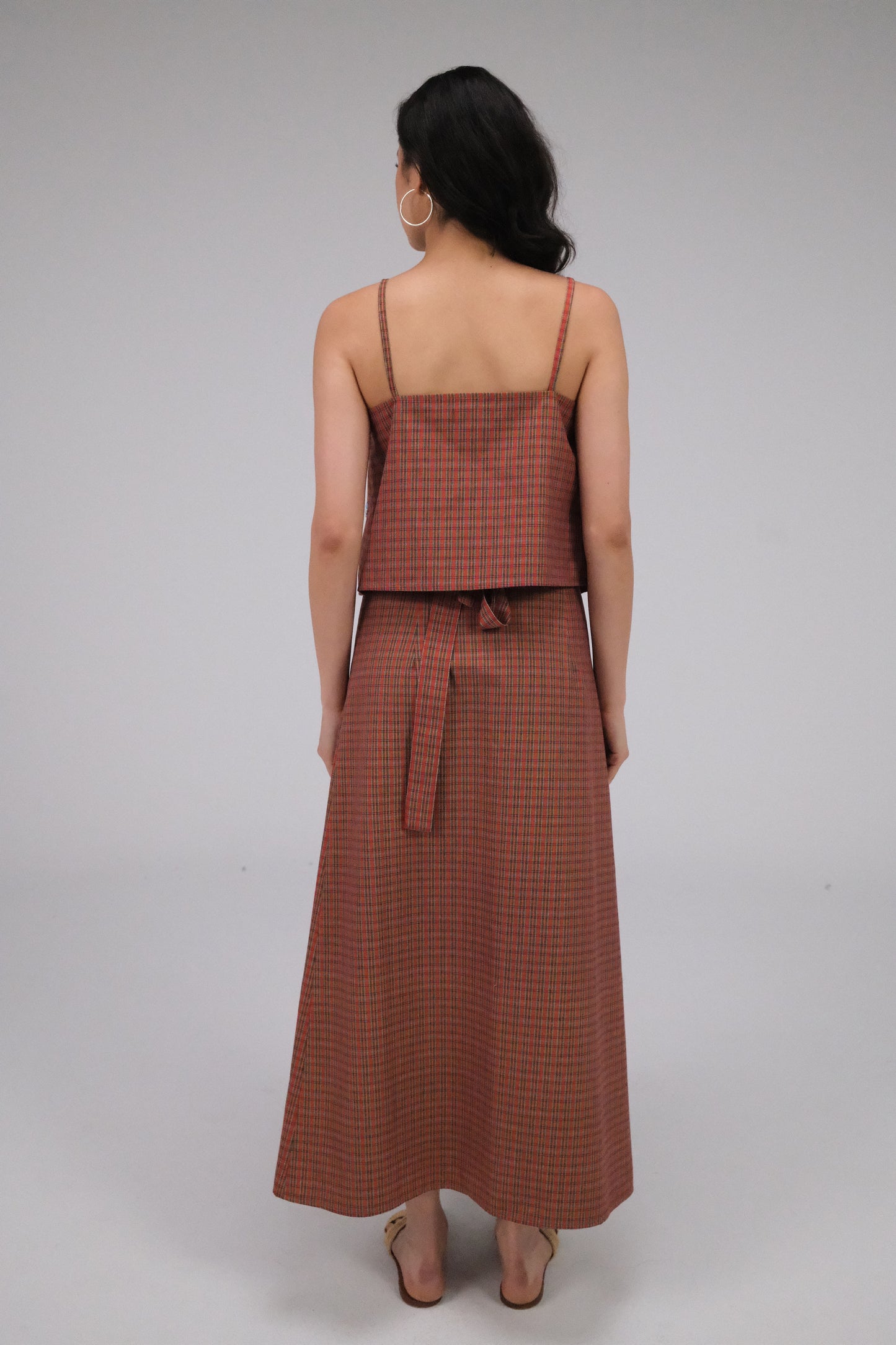 THE ORANGE SKIRT WITH TRIANGLE CRYSTALS