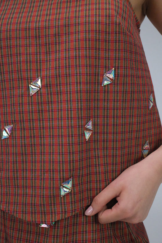 THE ORANGE TOP WITH TRIANGLE CRYSTALS