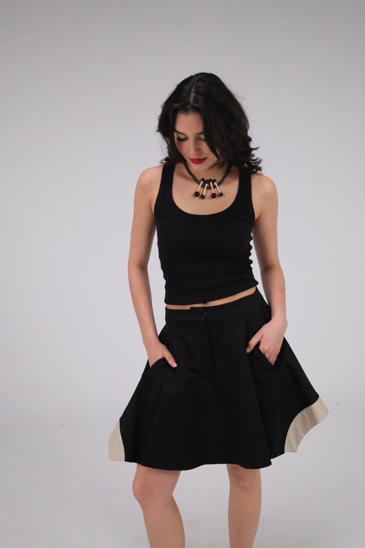 THE BLACK & WHITE MINI GABARDINE SKIRT
