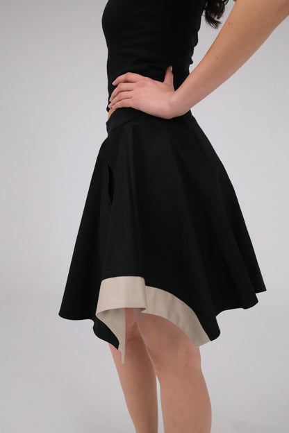 THE BLACK & WHITE MINI GABARDINE SKIRT
