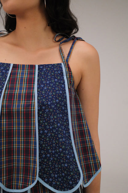 THE FLOWER TOP IN NAVY