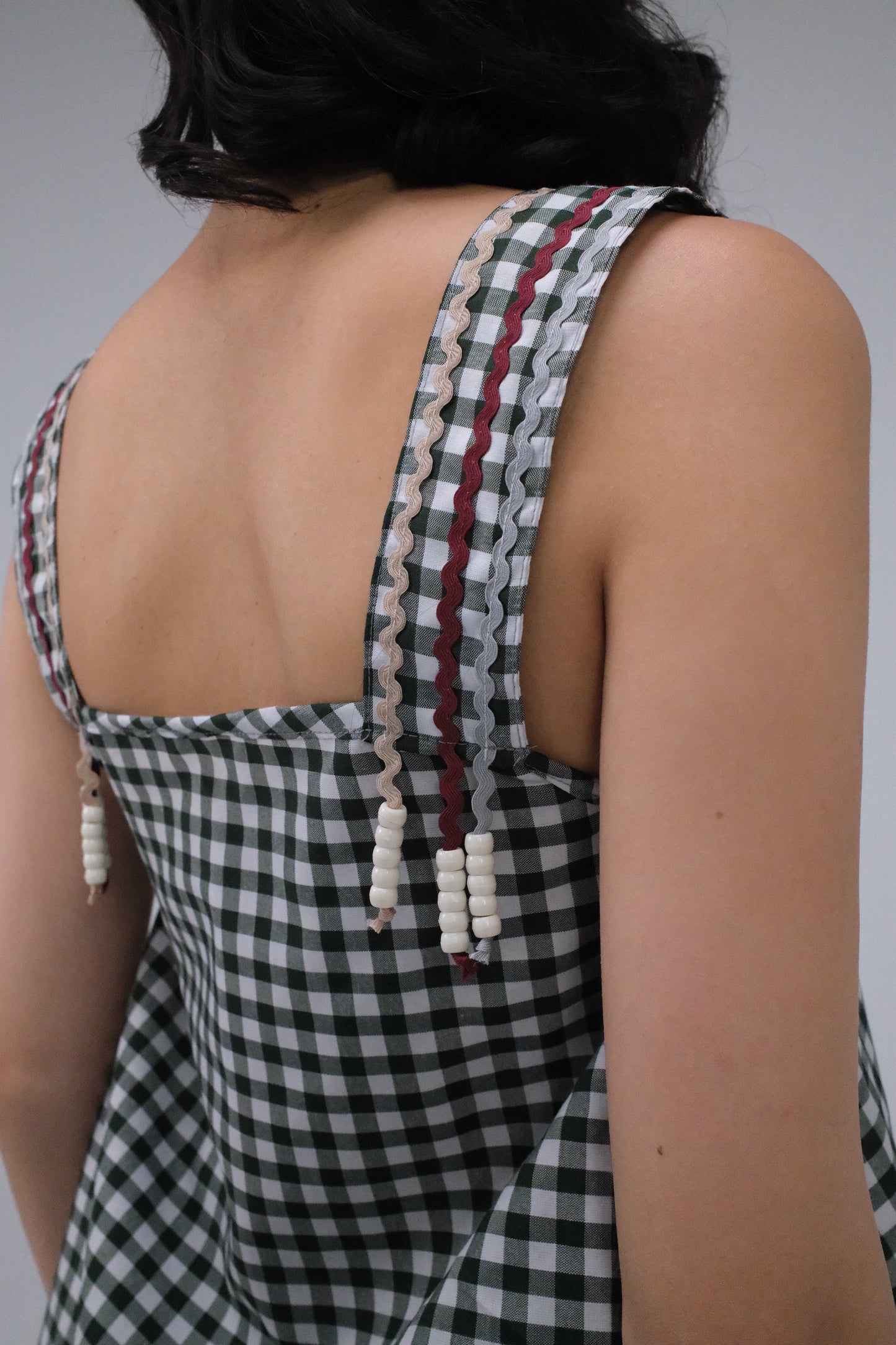 THE ZIGZAG GINGHAM TOP IN GREEN